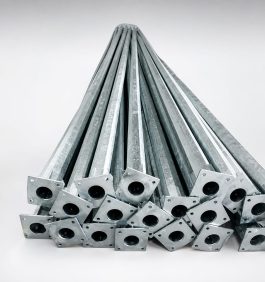 20 Feet Pole With Foundation Type