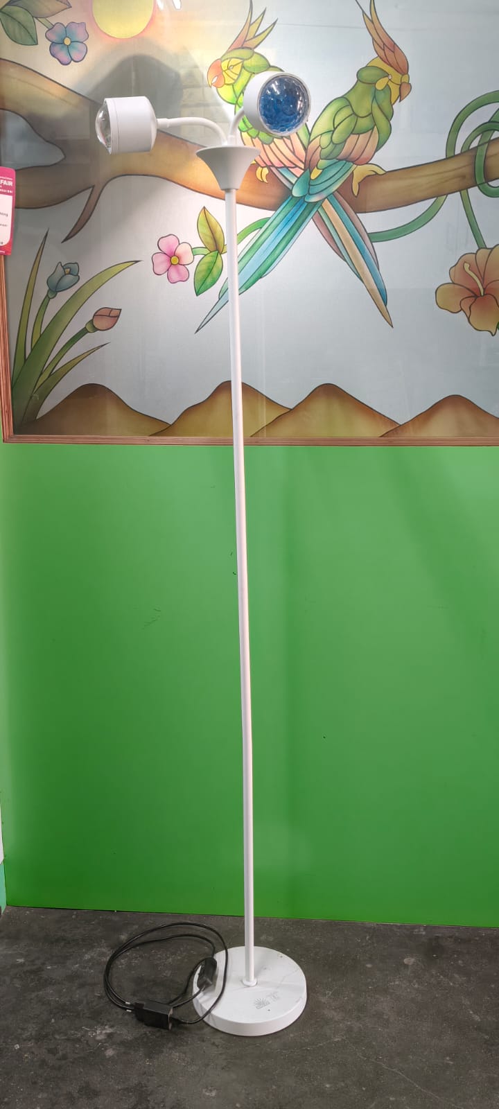 twin-star-adjustable-light